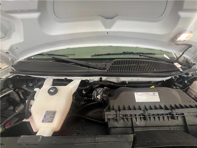 2021 GMC Savana 2500 Work Van (Stk: M1256055) in Courtenay - Image 11 of 18