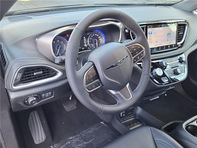 2026 Chrysler Pacifica Select (Stk: 260060) in Windsor - Image 12 of 24