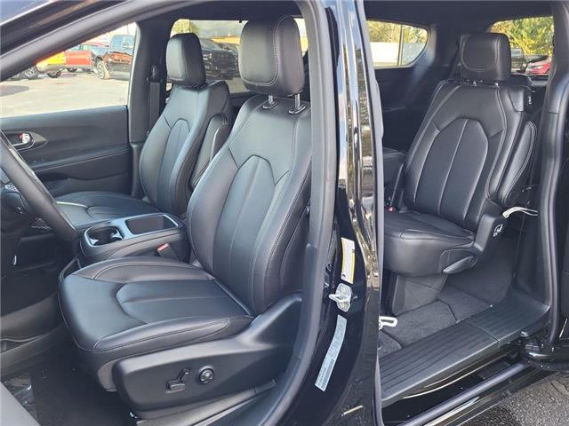 2026 Chrysler Pacifica Select (Stk: 260060) in Windsor - Image 13 of 24