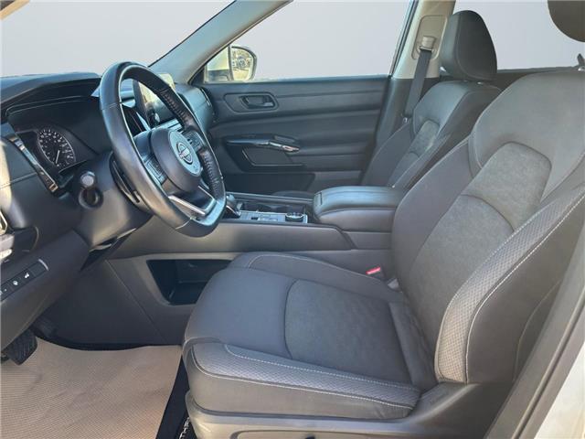 2024 Nissan Pathfinder SV (Stk: 20251) in Okotoks - Image 6 of 12