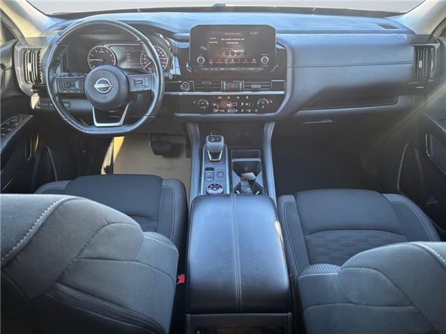 2024 Nissan Pathfinder SV (Stk: 20251) in Okotoks - Image 7 of 12