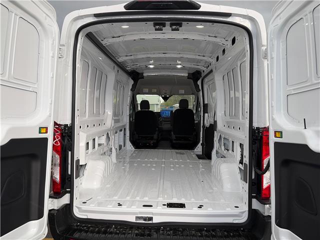 2025 Ford Transit-150 Cargo Base (Stk: LFTR00548) in Tilbury - Image 6 of 14