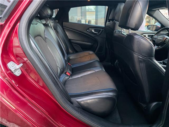 2015 Chrysler 200 S (Stk: 2510532) in Waterloo - Image 24 of 25