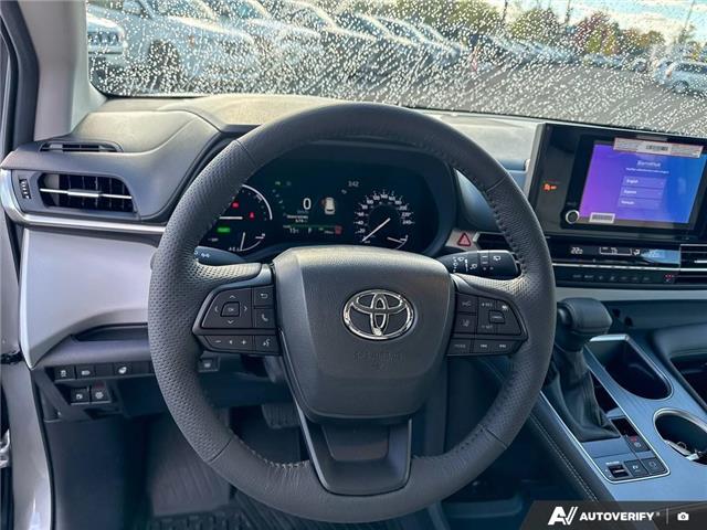 2025 Toyota Sienna LE 8-Passenger (Stk: 164170) in London - Image 12 of 21