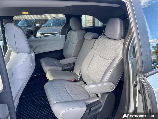 2025 Toyota Sienna LE 8-Passenger (Stk: 164170) in London - Image 18 of 21