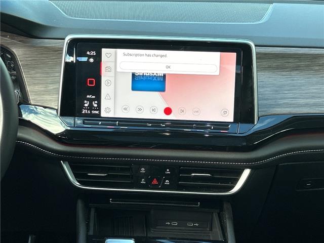 2025 Volkswagen Atlas 2.0 TSI Highline (Stk: CVW1093) in Cambridge - Image 14 of 21