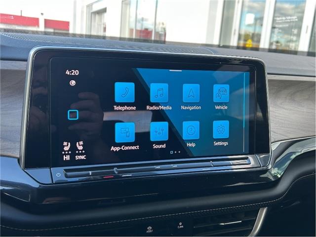 2024 Volkswagen Atlas 2.0 TSI Comfortline (Stk: CVWP9513) in Cambridge - Image 18 of 19