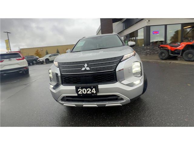 2024 Mitsubishi Outlander SE (Stk: 25582) in Sudbury - Image 3 of 25