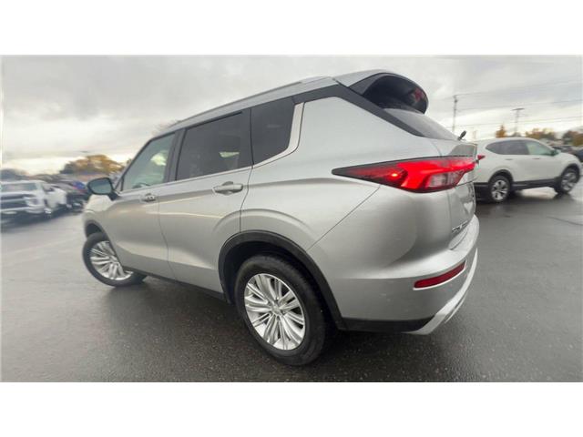 2024 Mitsubishi Outlander SE (Stk: 25582) in Sudbury - Image 6 of 25