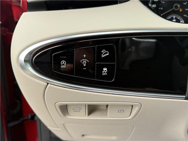 2025 Genesis GV70 2.5T Advanced (Stk: 25101445A) in Markham - Image 13 of 26