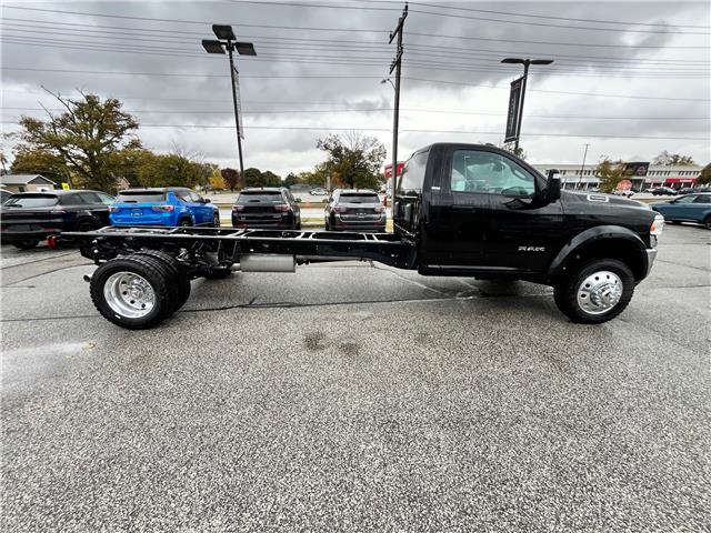 2024 RAM 5500 Chassis Tradesman/SLT (Stk: 24-872) in Sarnia - Image 5 of 20