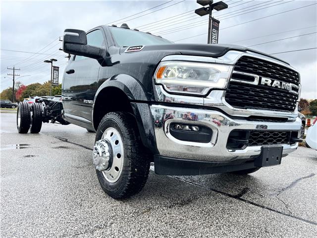 2024 RAM 5500 Chassis Tradesman/SLT (Stk: 24-872) in Sarnia - Image 6 of 20