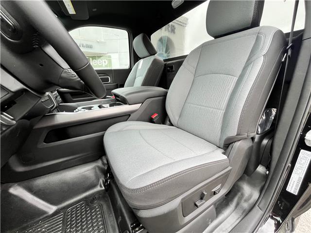 2024 RAM 5500 Chassis Tradesman/SLT (Stk: 24-872) in Sarnia - Image 10 of 20