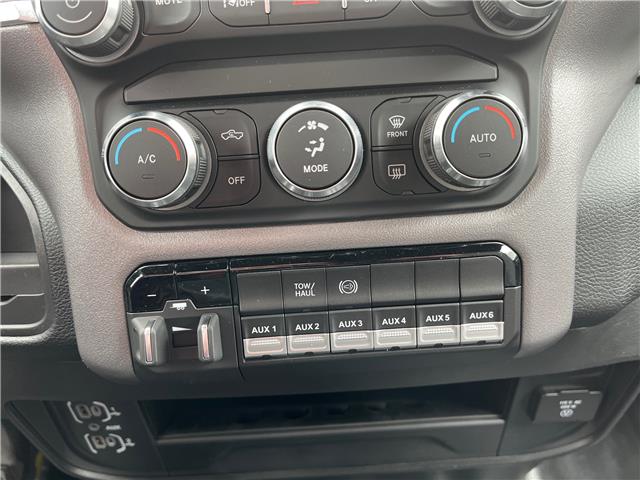2024 RAM 5500 Chassis Tradesman/SLT/Laramie/Limited (Stk: 24-871) in Sarnia - Image 30 of 34