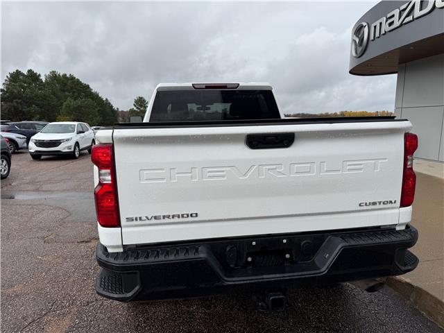 2022 Chevrolet Silverado 2500HD Custom (Stk: 24630) in Pembroke - Image 11 of 22 2022 Chevrolet Silverado 2500HD Custom (Stk: 24630) in Pembroke - Image 11 of 22