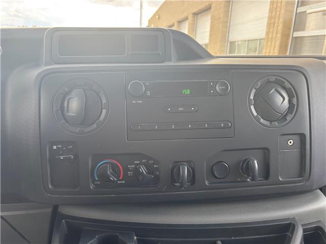 2019 Ford E-450 Cutaway Base (Stk: U8993A) in Uxbridge - Image 13 of 20