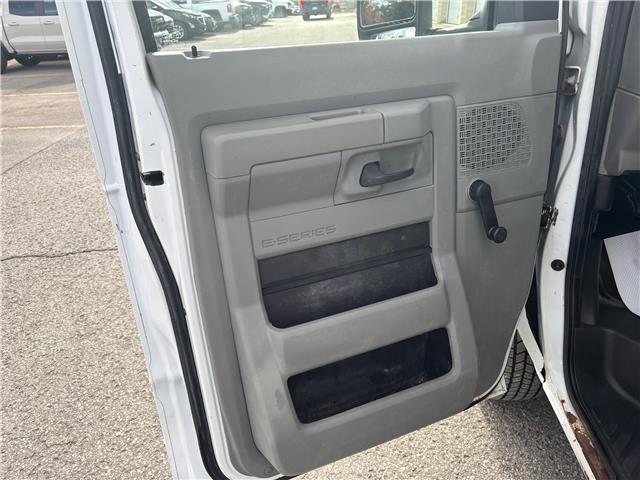 2019 Ford E-450 Cutaway Base (Stk: U8993A) in Uxbridge - Image 16 of 20