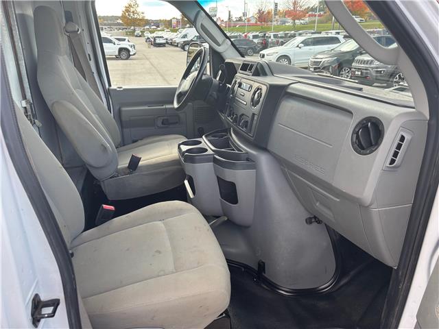 2019 Ford E-450 Cutaway Base (Stk: U8993A) in Uxbridge - Image 17 of 20