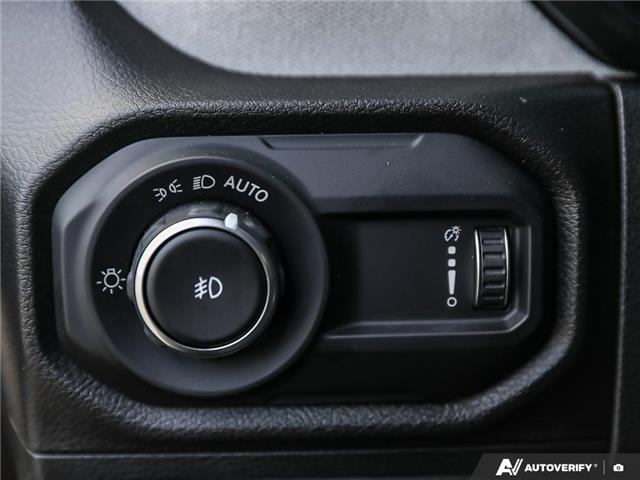 2026 Jeep Wrangler Sport (Stk: T5000) in Welland - Image 8 of 28