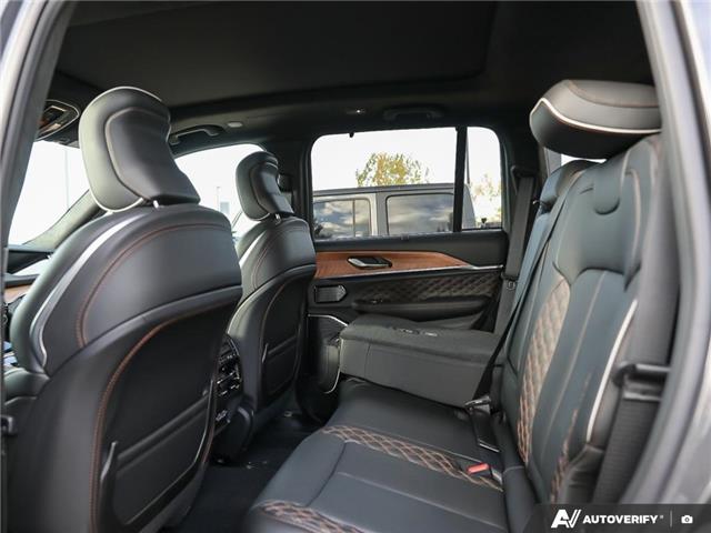 2025 Jeep Grand Cherokee Summit (Stk: S2207) in Welland - Image 24 of 27