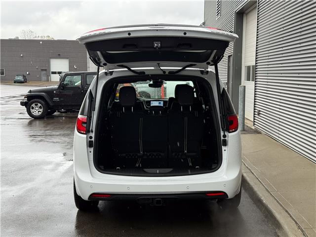 2026 Chrysler Pacifica Limited (Stk: 26046) in London - Image 6 of 29