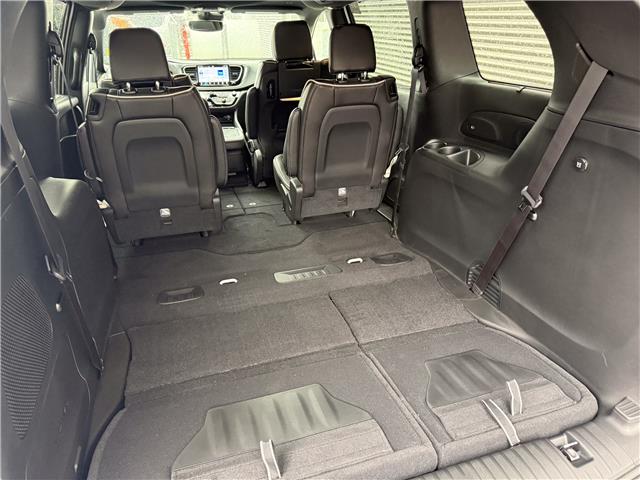2026 Chrysler Pacifica Limited (Stk: 26046) in London - Image 8 of 29