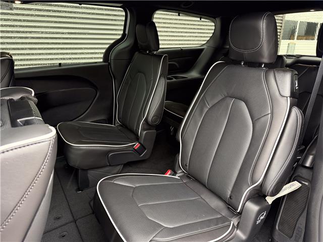 2026 Chrysler Pacifica Limited (Stk: 26046) in London - Image 12 of 29