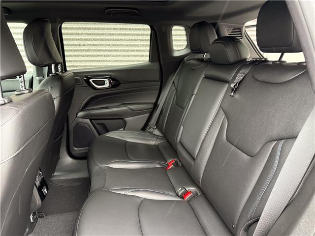 2026 Jeep Compass Limited (Stk: 26047) in London - Image 12 of 27