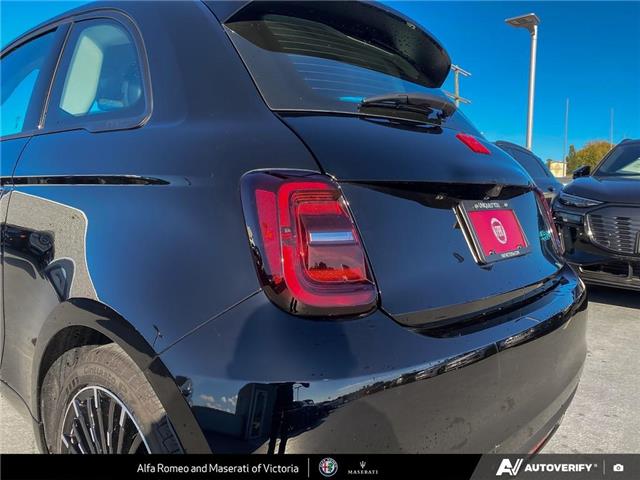 2024 Fiat 500e Base (Stk: 388020) in Victoria - Image 10 of 24