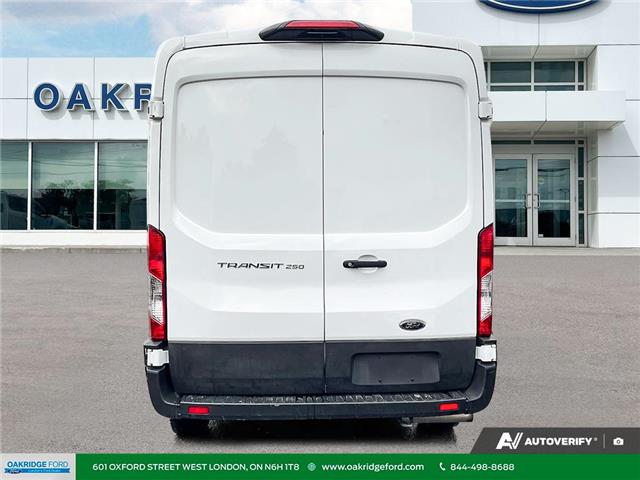 2023 Ford Transit-250 Cargo Base (Stk: U16533) in London - Image 6 of 28
