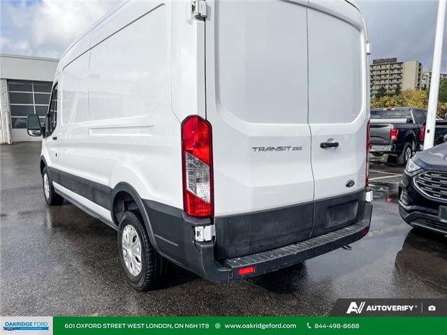 2023 Ford Transit-250 Cargo Base (Stk: U16533) in London - Image 13 of 28