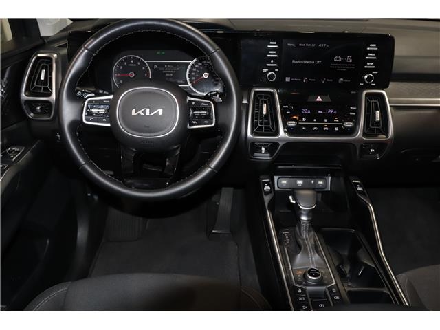 2023 Kia Sorento 2.5T X-Line (Stk: 25294) in Edmonton - Image 11 of 25