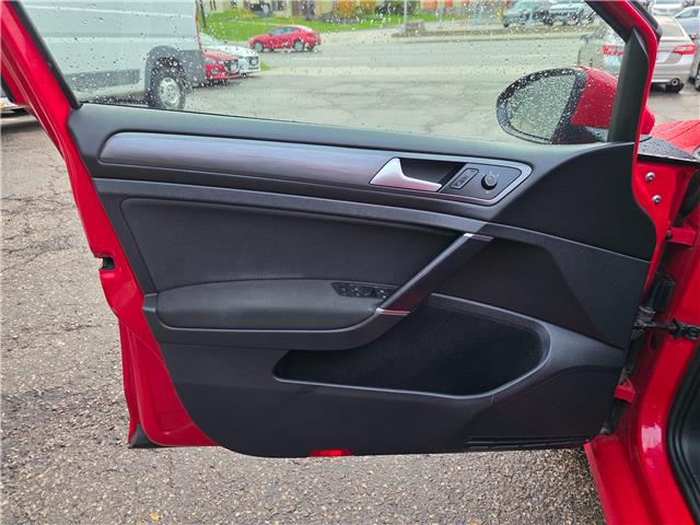 2018 Volkswagen Golf 1.8 TSI Trendline (Stk: 2510536) in Waterloo - Image 9 of 20