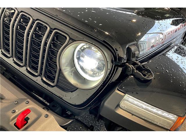 2024 Jeep Wrangler Rubicon (Stk: P38832A) in Vancouver - Image 29 of 35