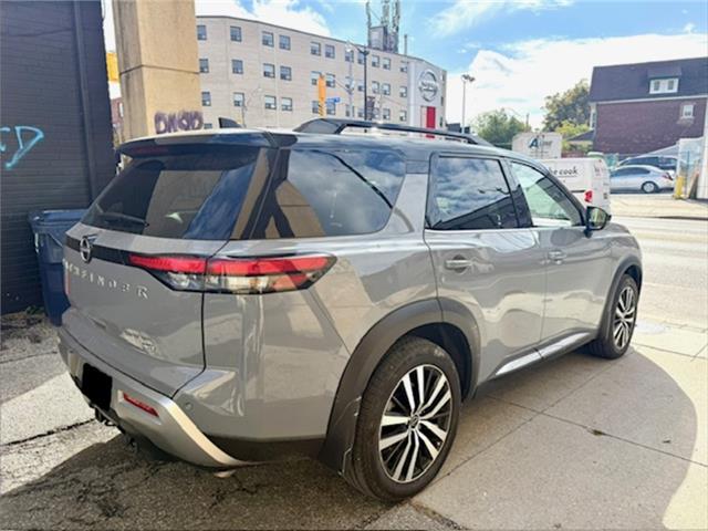 2025 Nissan Pathfinder Platinum (Stk: HP1966) in Toronto - Image 4 of 7