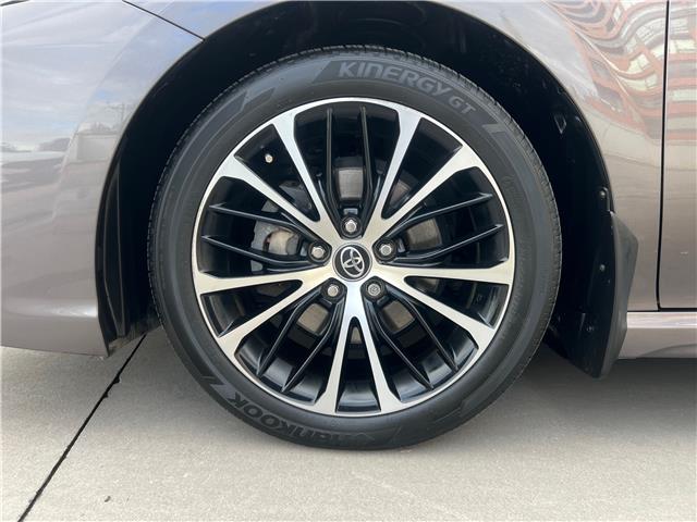 2020 Toyota Camry Hybrid SE (Stk: HP6459) in Toronto - Image 2 of 26