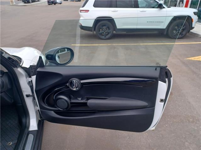2024 MINI 3 Door Cooper S (Stk: 2610011) in Regina - Image 23 of 24