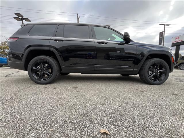 2025 Jeep Grand Cherokee L Laredo (Stk: 25-423) in Sarnia - Image 5 of 24 2025 Jeep Grand Cherokee L Laredo (Stk: 25-423) in Sarnia - Image 5 of 24