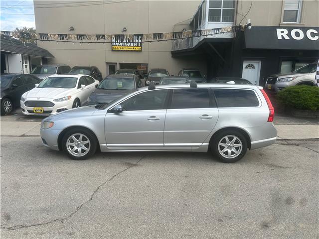 2008 Volvo V70 3.2 (Stk: V019820) in Scarborough - Image 2 of 15