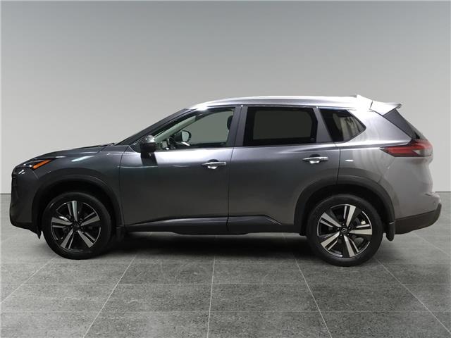 2025 Nissan Rogue SV photo 2