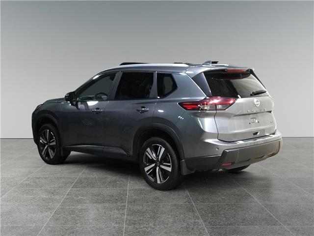 2025 Nissan Rogue SV photo 3