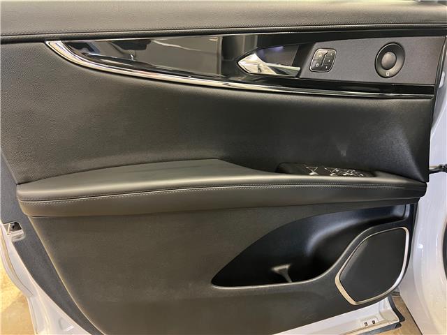 2022 Lincoln Nautilus Reserve (Stk: 25NT38A) in St.Paul - Image 3 of 10 2022 Lincoln Nautilus Reserve (Stk: 25NT38A) in St.Paul - Image 3 of 10