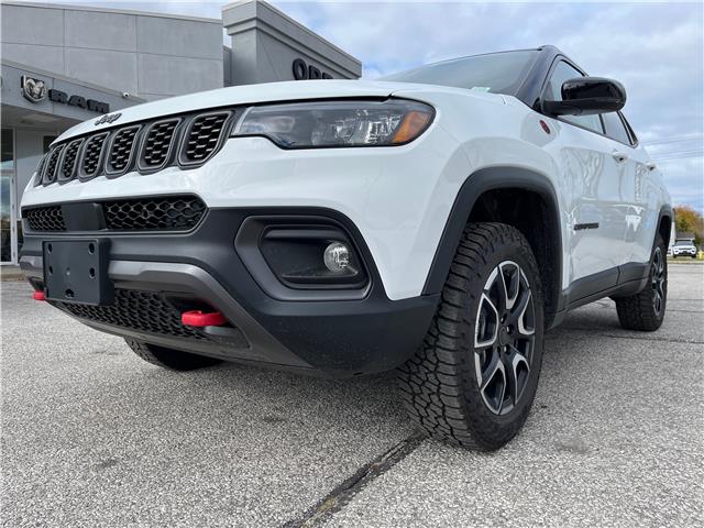 2026 Jeep Compass Trailhawk (Stk: 26-139) in Sarnia - Image 1 of 21