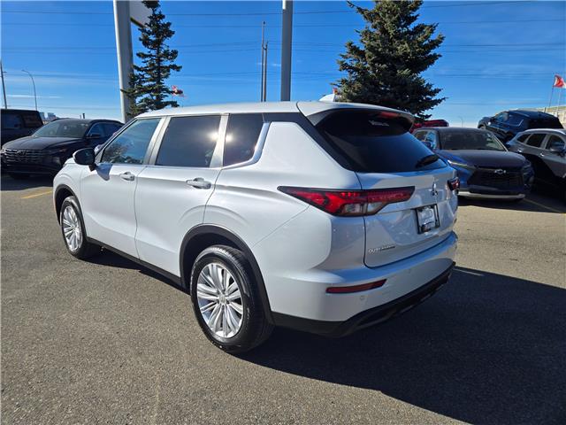 2024 Mitsubishi Outlander ES (Stk: 8900) in Calgary - Image 5 of 25 2024 Mitsubishi Outlander ES (Stk: 8900) in Calgary - Image 5 of 25