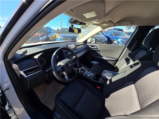 2024 Mitsubishi Outlander ES (Stk: 8900) in Calgary - Image 15 of 25 2024 Mitsubishi Outlander ES (Stk: 8900) in Calgary - Image 15 of 25