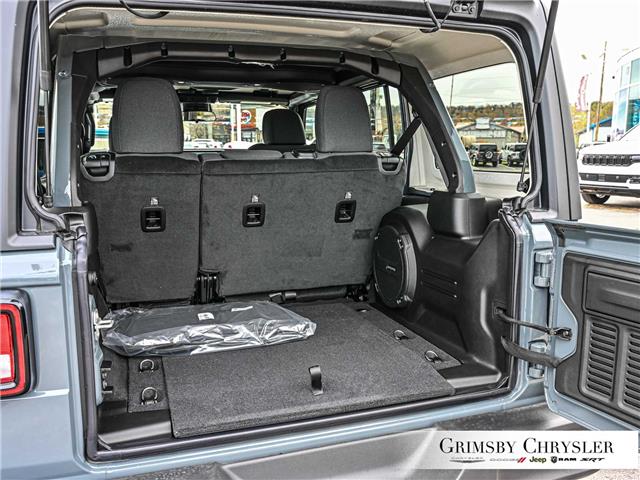 2026 Jeep Wrangler Sport (Stk: N26042) in Grimsby - Image 6 of 31