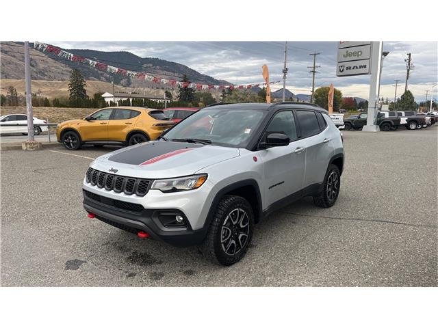 2026 Jeep Compass Trailhawk (Stk: TT013) in Kamloops - Image 3 of 26