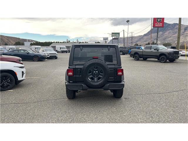 2026 Jeep Wrangler Sport (Stk: TT016) in Kamloops - Image 7 of 23