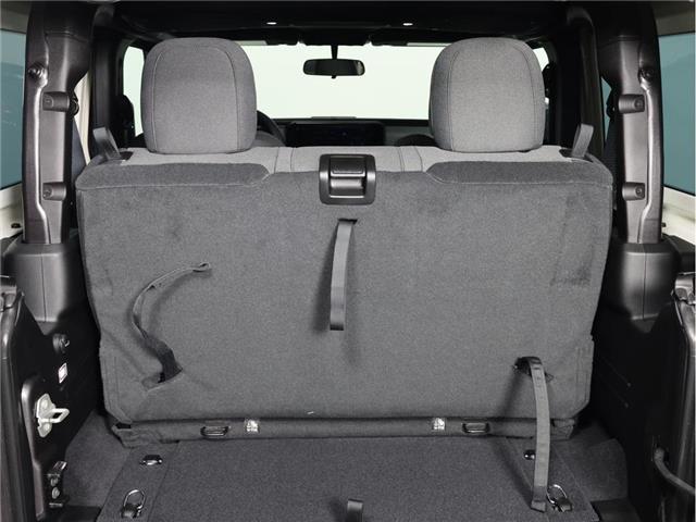 2026 Jeep Wrangler  (Stk: 26J018) in Calgary - Image 8 of 15