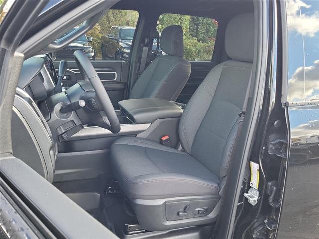 2026 RAM 3500 Big Horn (Stk: 260042) in Windsor - Image 14 of 25